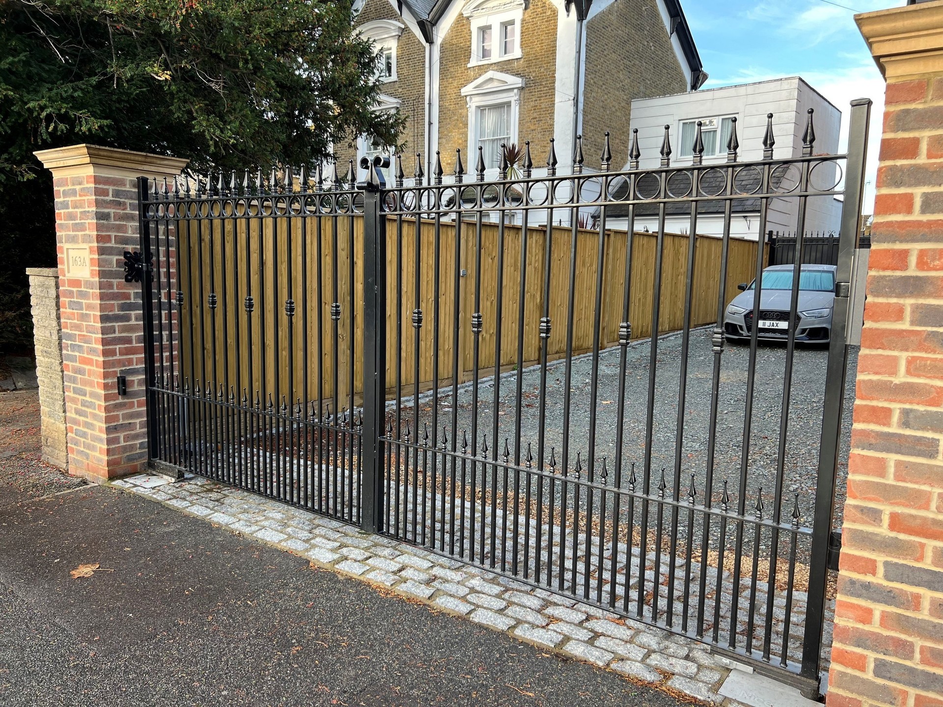 Fabricated metal gate example