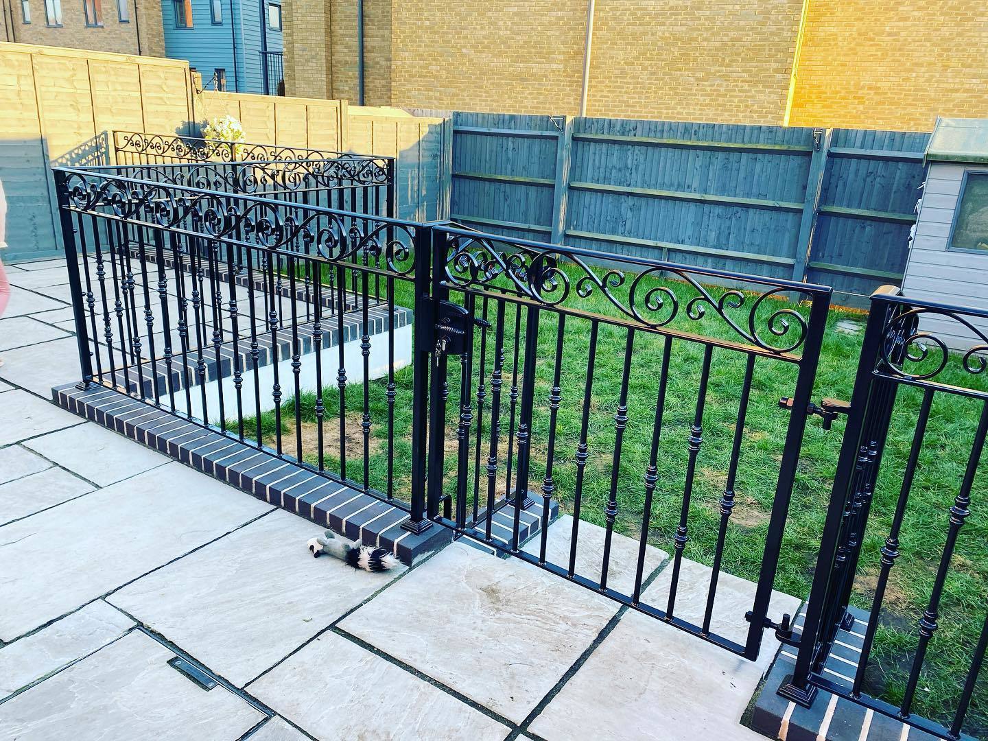 Metal Fabrication Example Metal Fence With Scrolls